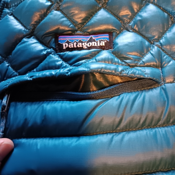 Patagonia AlpLight Down Pullover - Picture 11 of 14